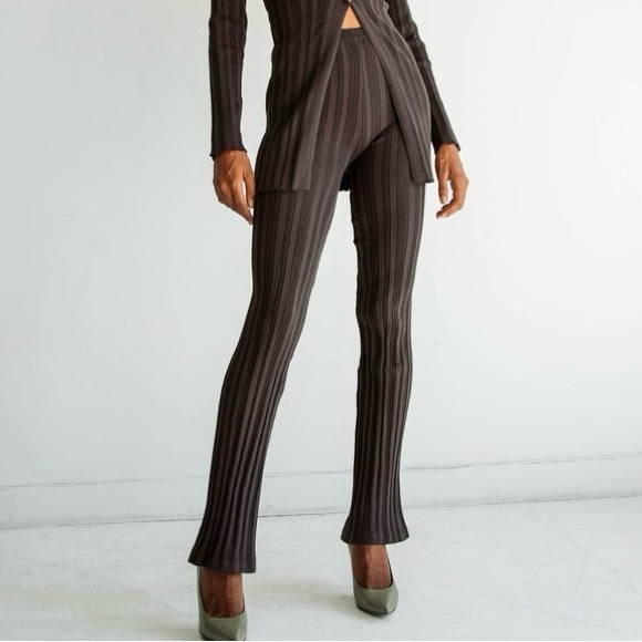 The Line By K Daisy Rib Knit Pant in Chocolate Brown Size Large High Waisted - Picture 1 of 4